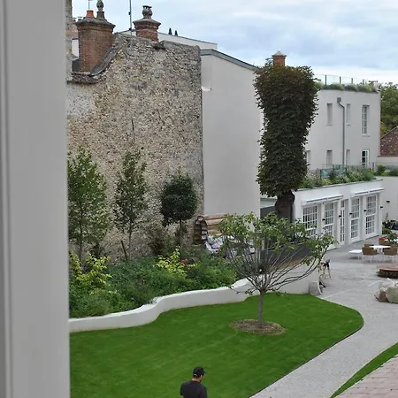 Hotel De Cavoye 4* Fontainebleau