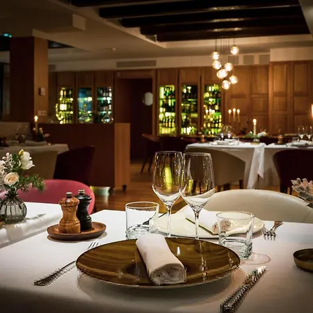 ホテル De Cavoye フォンテーヌブロー