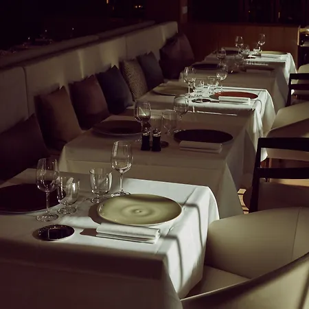 Hotel De Cavoye 4* Fontainebleau