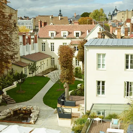 Hotel De Cavoye 4* Fontainebleau