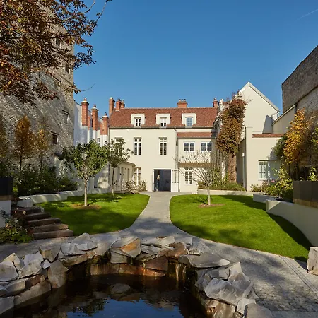 De Cavoye 4* Fontainebleau