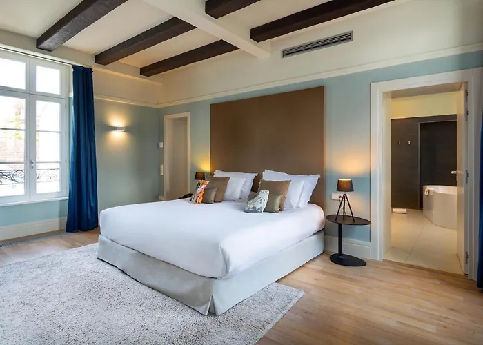 Hotel De Cavoye Fontainebleau