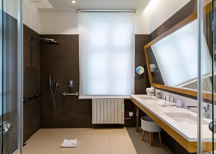 Hotel De Cavoye Fontainebleau