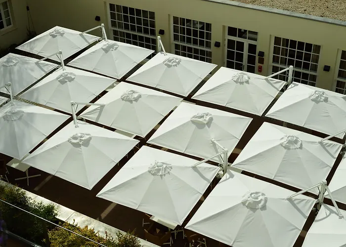 De Cavoye 4* Fontainebleau