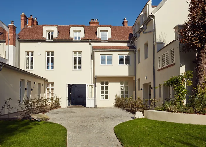 Hotel De Cavoye Fontainebleau